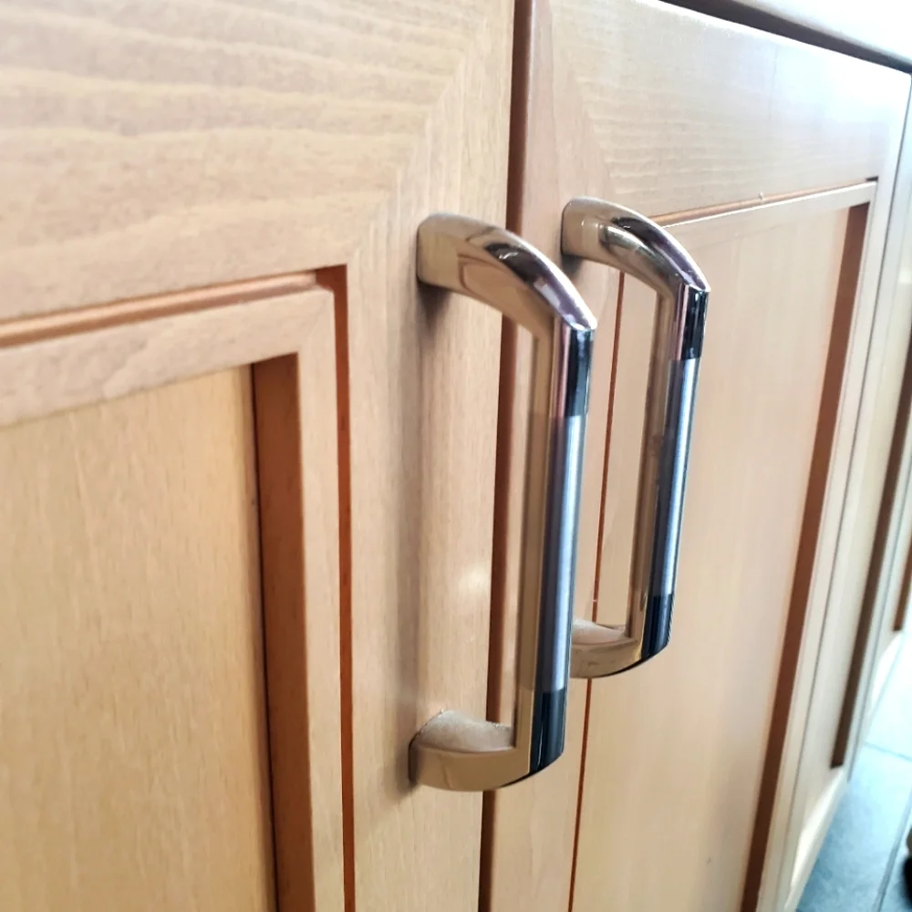 SET of 10, 4.25" Cabinet pulls/drawer handles - Picture 1 of 5